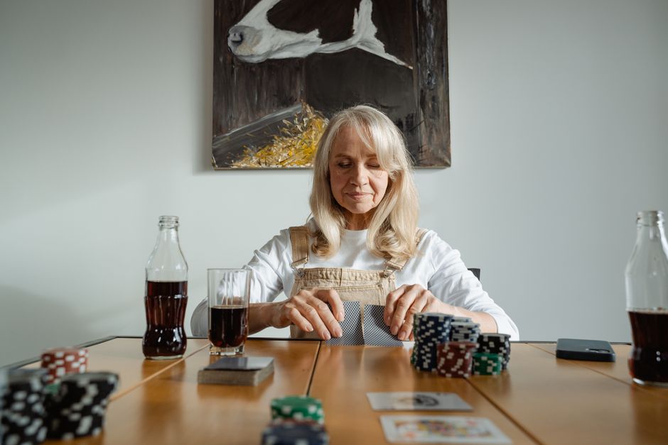 Slot Machines, Poker and the Real Cost of the House Edge