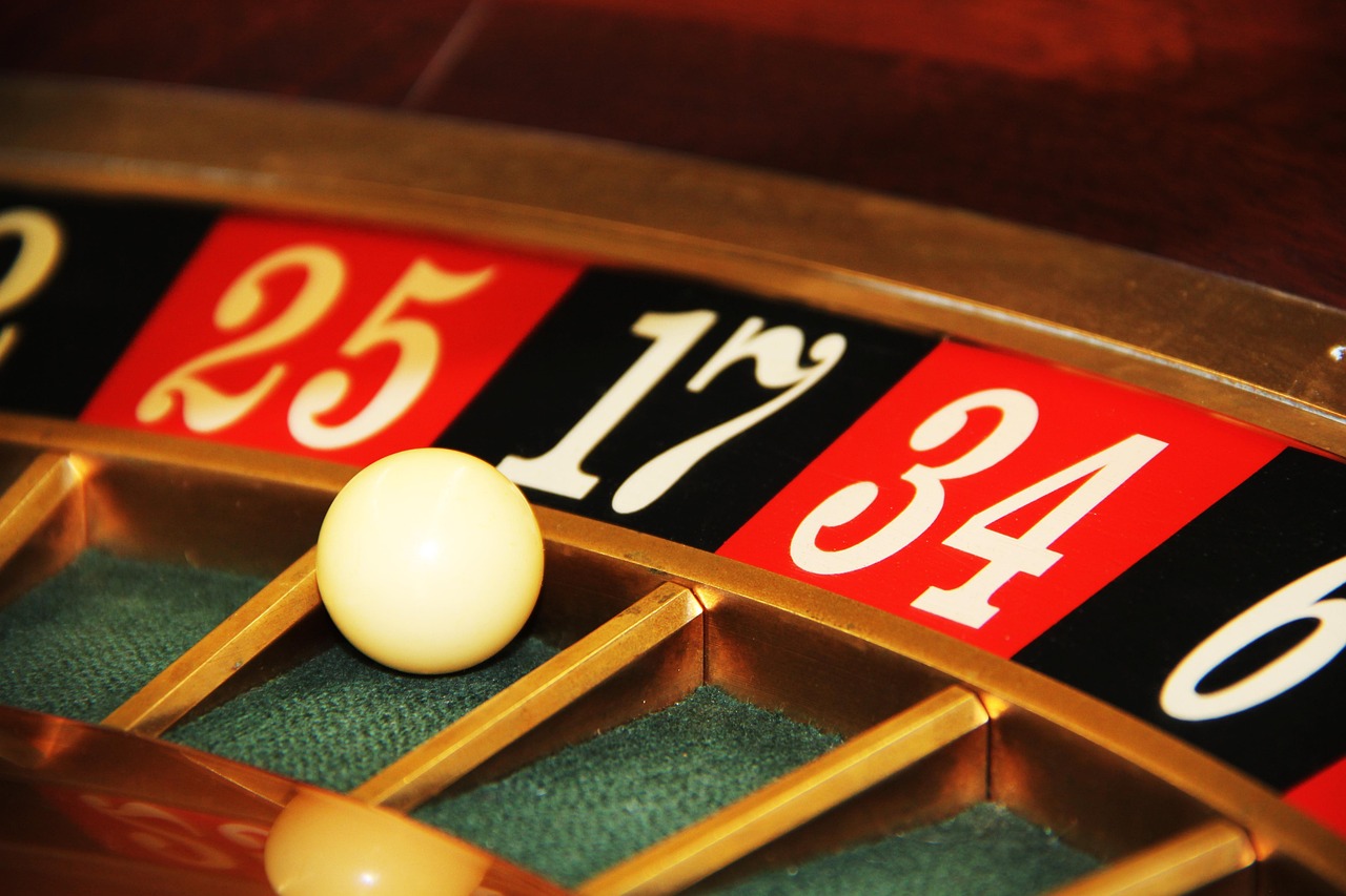 The Math and Mindset Behind Winning at Slots, Poker and Sports Betting